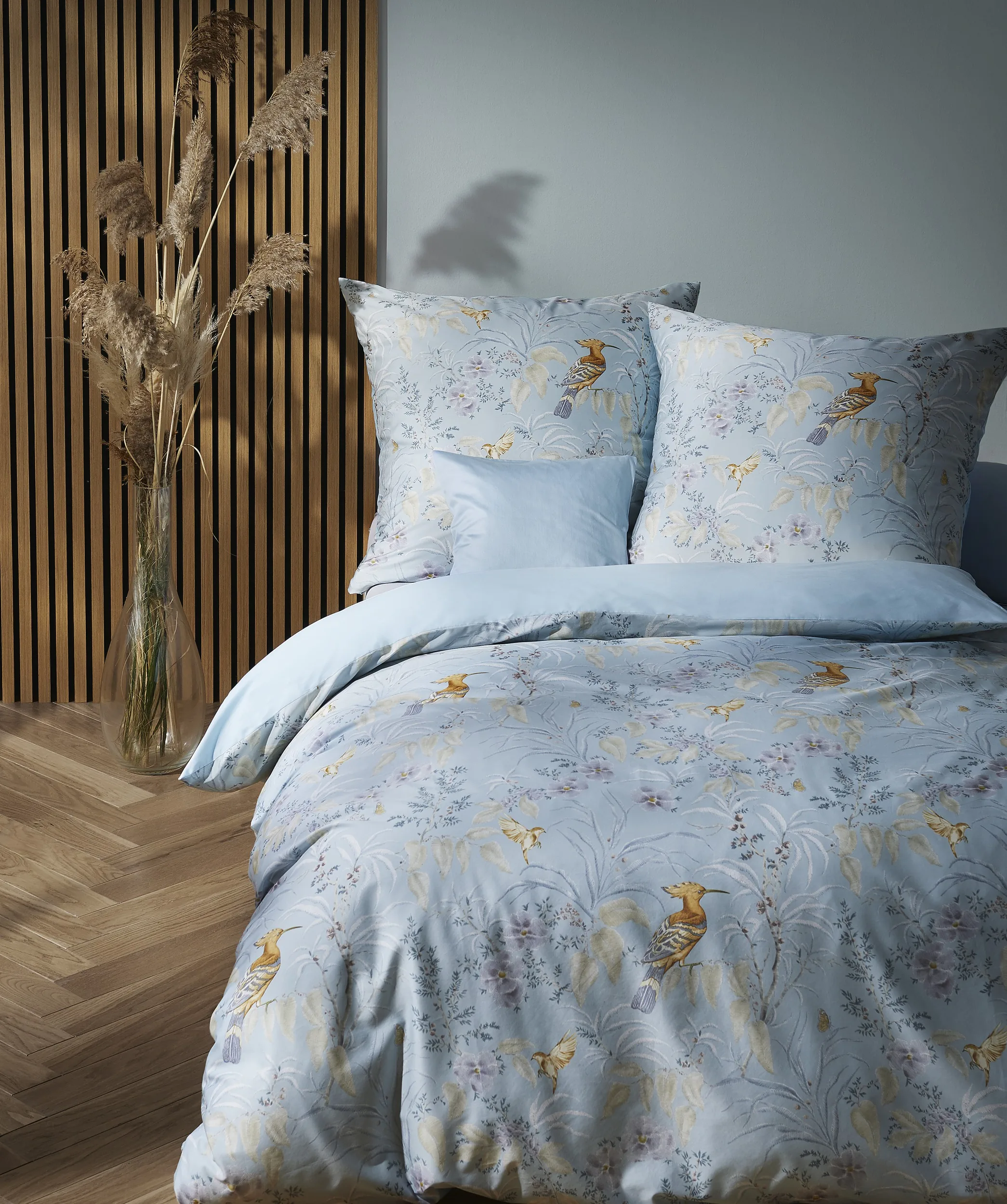 Black Premium Schweizer Satin Hellblau – Ambiente