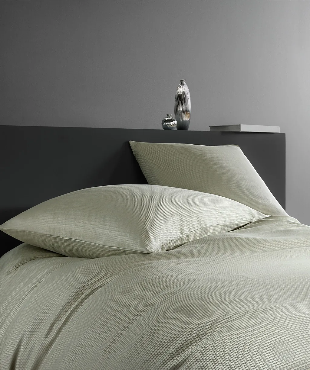 Black Premium TENCEL™ D Grün – Ambiente 1